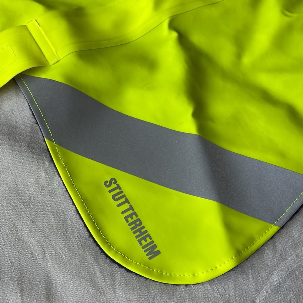 Stutterheim Dog Raincoat Neon Yellow Size M - Picture 2 of 8